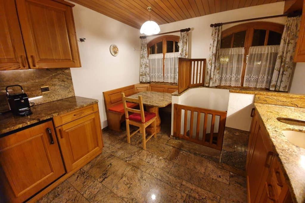Villa Bezauberndes Haus für erholsame Ferien im Puschlav Campascio Exterior foto